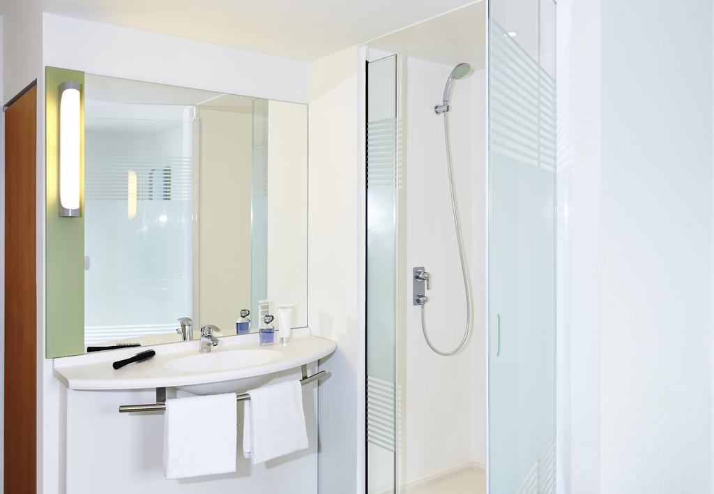 Ibis Budget Basel City Esterno foto